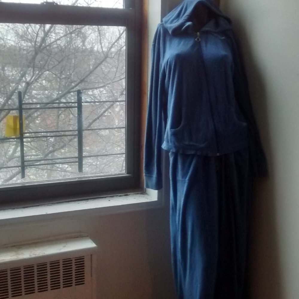 Dkny Terry Cloth Jogging Suit Gem